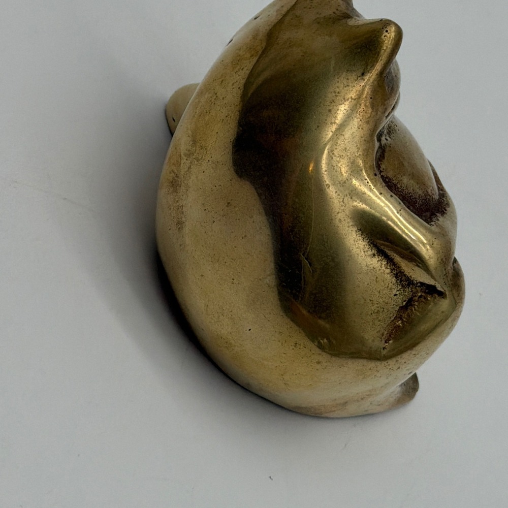 Vintage Solid Brass Frog Figurine Mid Century Modern Stylized Toad Paperweight - Picture 4 of 5